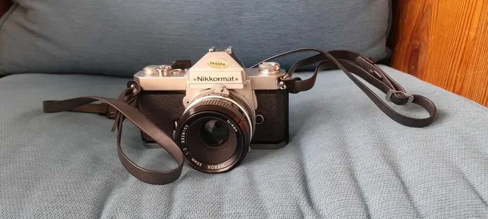 Nikon Nikkormat FTn Silver Film SLR Camera Nikkor-H f/2 50mm Lens - Excellent Co